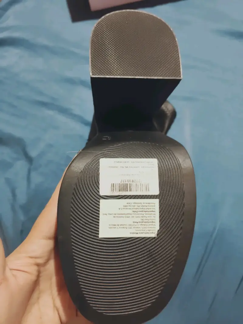 Botines negros con tacón grueso nuevos - 3