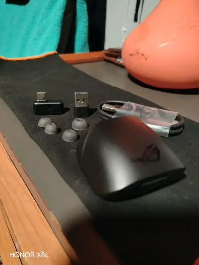 Audífonos inalámbricos ROG negros - miniatura 5
