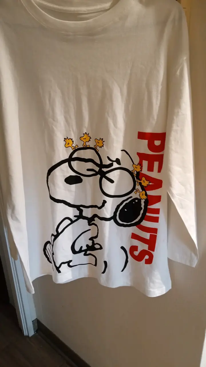 Polera blanca Peanuts Snoopy