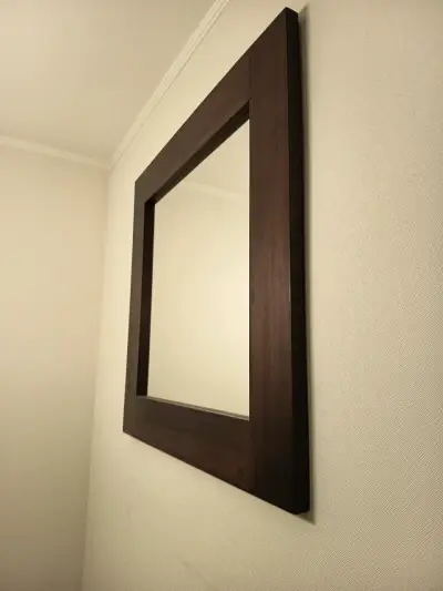 Espejo de pared con marco de madera - miniatura 2