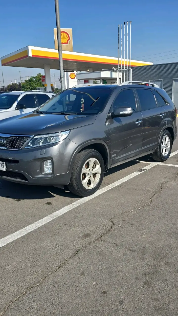 Kia sorento 2.4 awd - 1