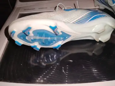 Zapatos de fútbol - miniatura 1