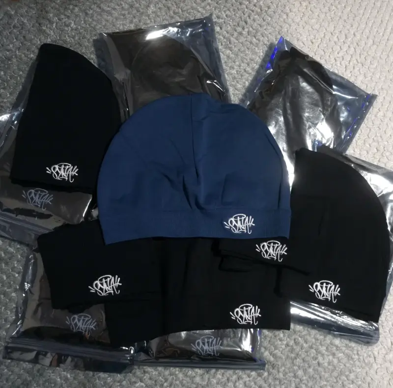 Gorros de lana estampados