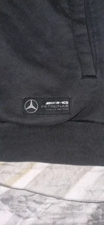 Polerón con capucha Mercedes Benz - miniatura 3
