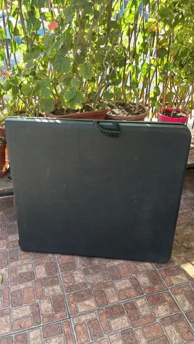 Mesa plegable para camping - miniatura 1