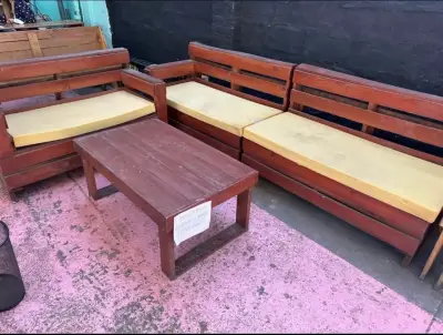Juego de living de madera - miniatura 1