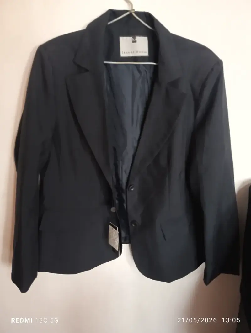 Blazer negro Lesage nuevo - 2