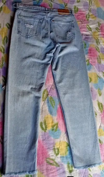 Mom Jeans rasgados azul claro - miniatura 2