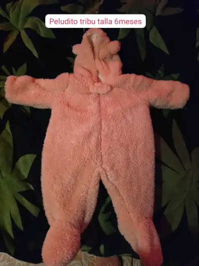 Enterito para bebé peludo rosa y zapatitos 💖😌 - miniatura 2