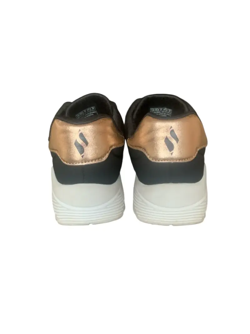 Zapatillas Skechers negras adornos dorados talla31 - 4