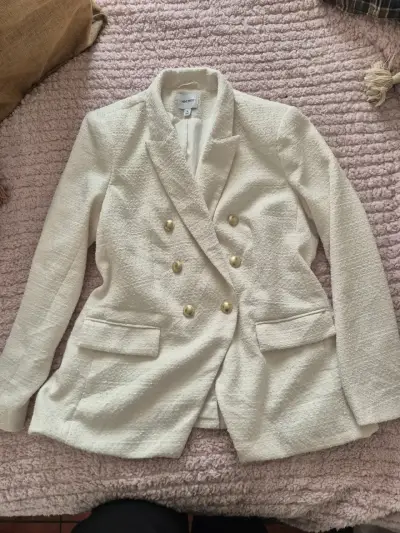 Blazer blanco con botones dorados - miniatura 1