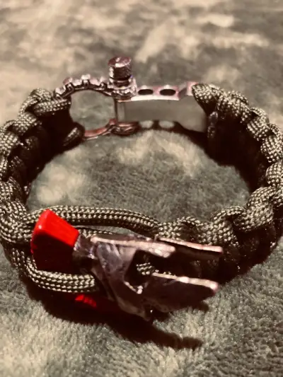 Pulseras de paracord hechas a mano - miniatura 4