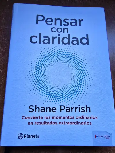 Libro 'Pensar con Claridad' Shane Parrish - miniatura 1