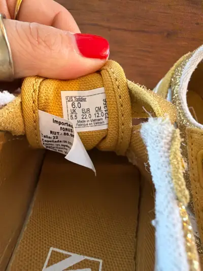 Zapatillas VANS amarillas con velcro - miniatura 3