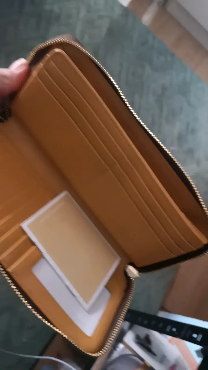 Billetera Michael Kors marrón - 2