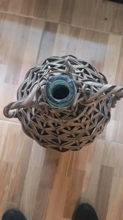 Botellón de vidrio con mimbre - miniatura 3
