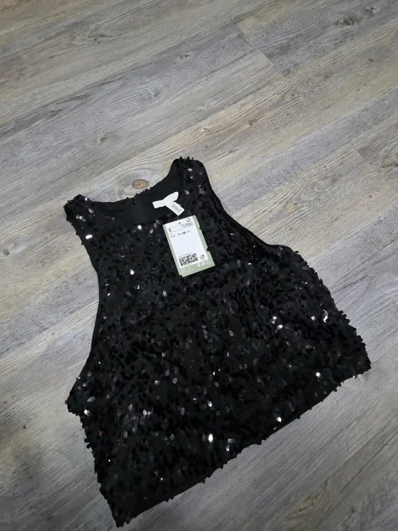 Top negro con lentejuelas - 4