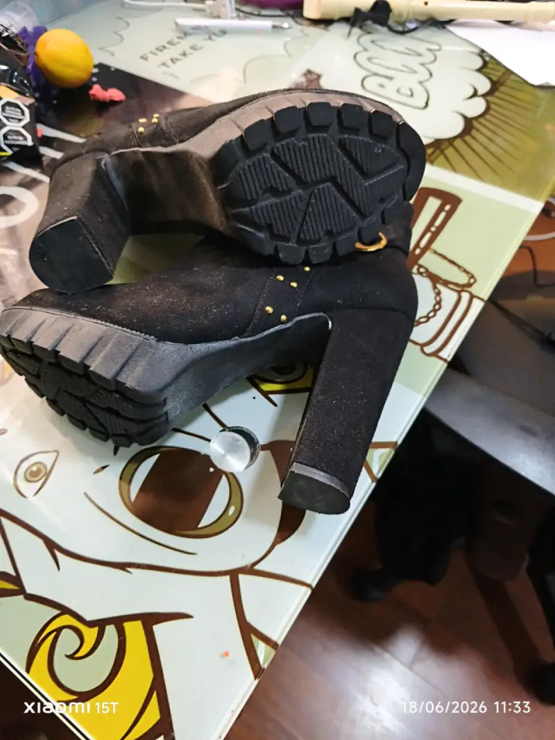 Botines negros con hebilla - 2