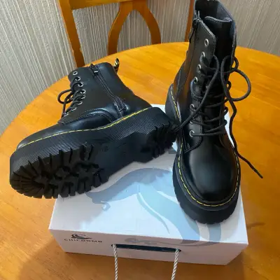 Botas negras plataforma - miniatura 4