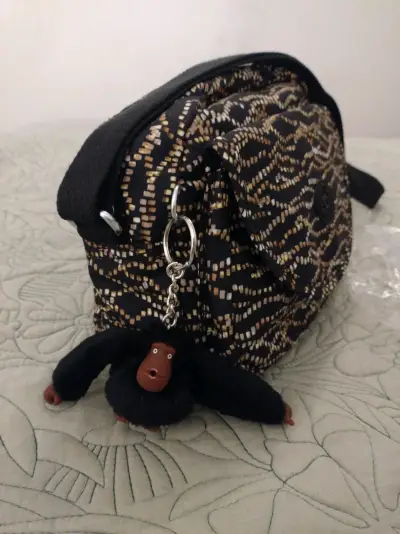 Bandolera  nueva estampada con llavero - miniatura 2