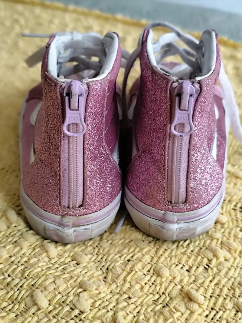 Zapatillas rosas con brillo - 3