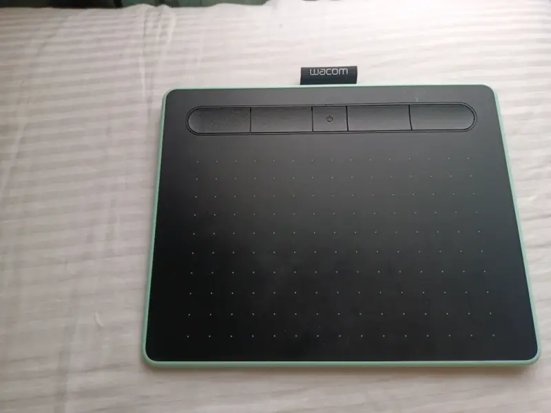 Tableta gráfica Wacom Intuos con lápiz - 4