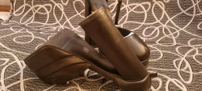 Zapatos de tacón negros - miniatura 3