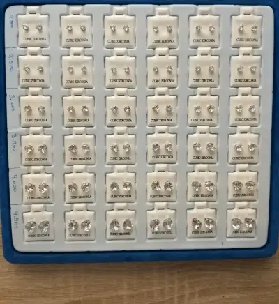 Aros de acero hipoalergénico 👌y circones - miniatura 1