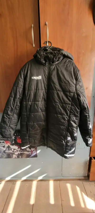 Parka negra Capelli Sport - miniatura 1