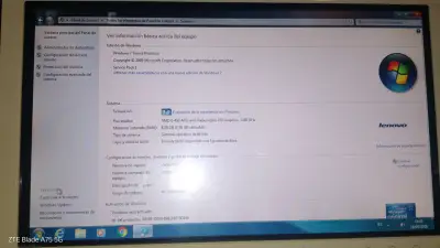 Monitor Lenovo todo-en-uno - miniatura 3