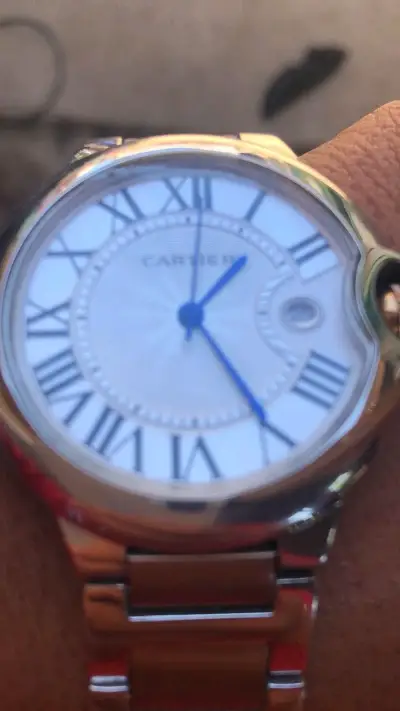 Reloj de pulsera elegante plateado - miniatura 1