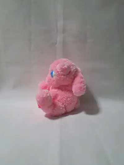 Mew hecho con pompones de lana - miniatura 2