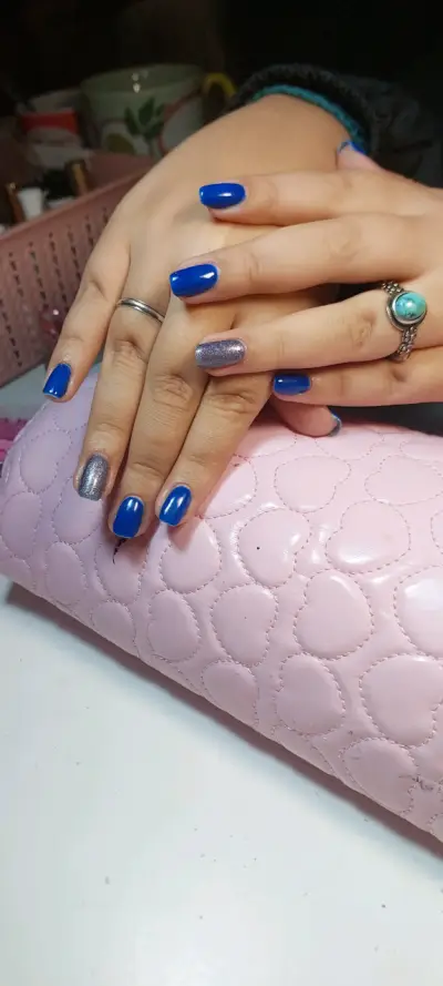 Servicio de manicure - miniatura 2