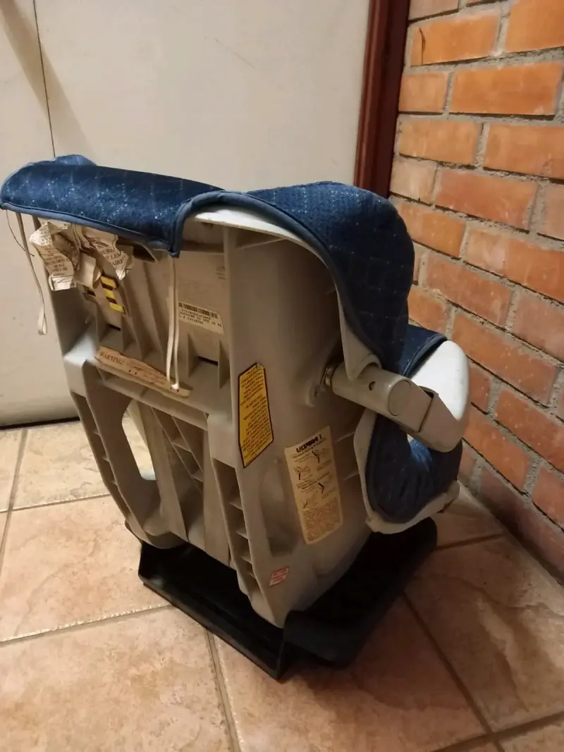 Silla de auto infantil azul - 3