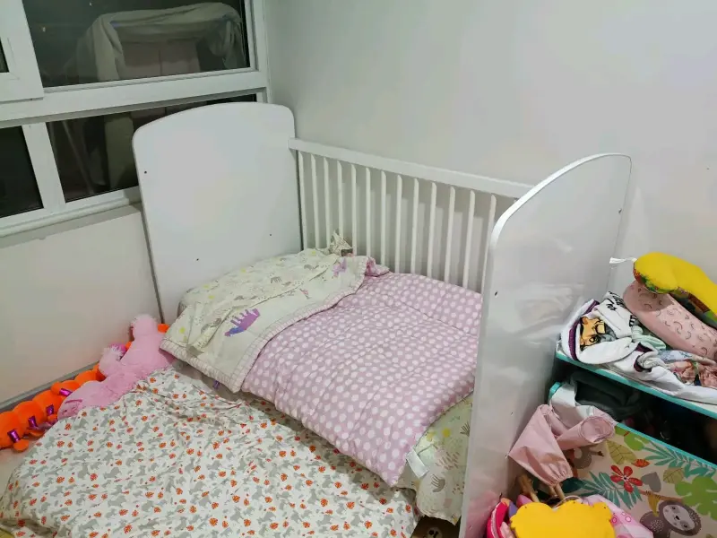 Cuna blanca para niños