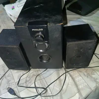 Parlantes Philco estéreo negros sowoofer - miniatura 2
