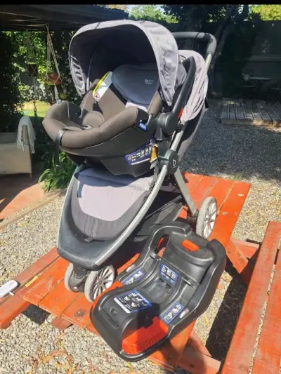 Silla de auto Britax con huevito - miniatura 2