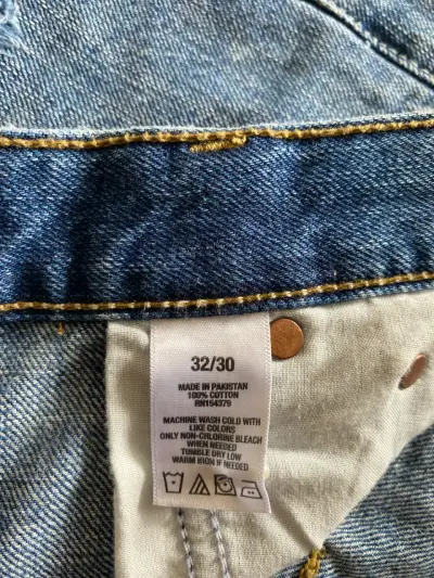 Jeans rasgados azules unisex - miniatura 3