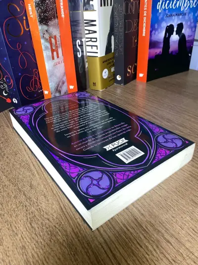 Libro Asesino de Brujas - La Bruja Blanca - miniatura 2