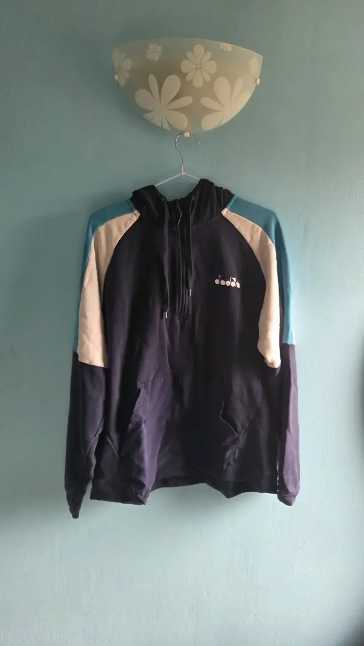 Polerón Diadora azul con capucha - 2