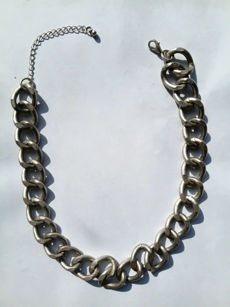 Collar grueso de cadena