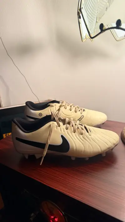 Zapatillas de fútbol - miniatura 2