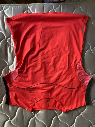 Polera deportiva rosada sin mangas - miniatura 1