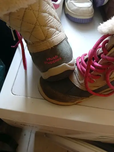 Botas Hush Puppies con cordones rosas - miniatura 1