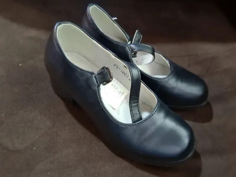 Zapatos escolares negros talla 25 - 2