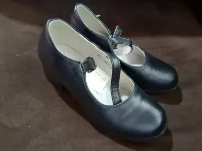 Zapatos escolares negros talla 25 - miniatura 2