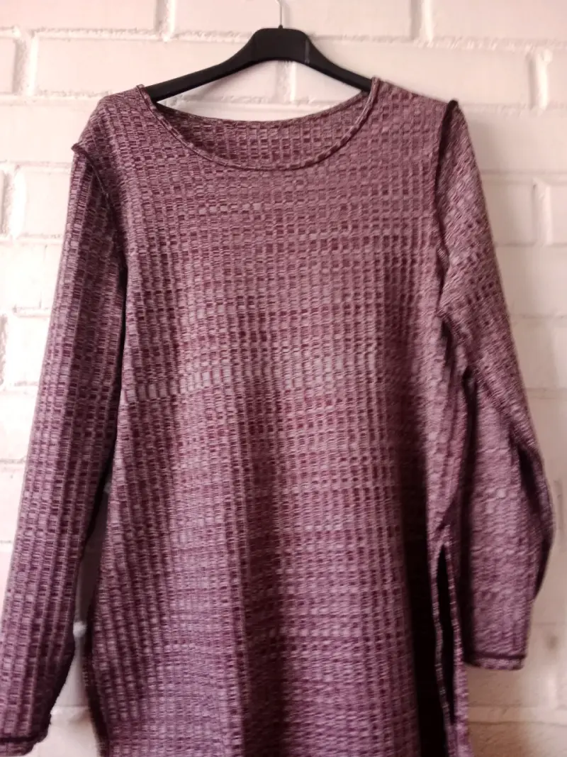 Lote de poleras y blusas variadas - 2