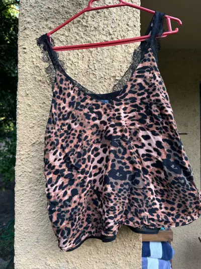 Top de encaje animal print - miniatura 2