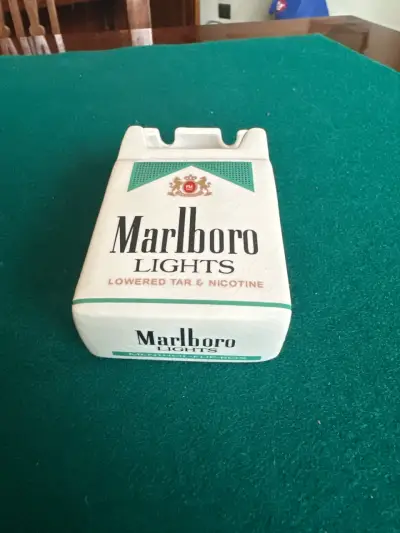 Cenicero Marlboro Lights vintage - miniatura 5