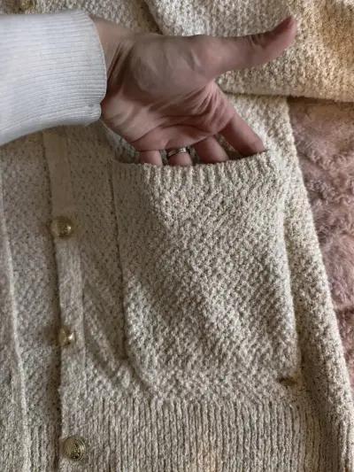 Chaqueta de punto beige - miniatura 3